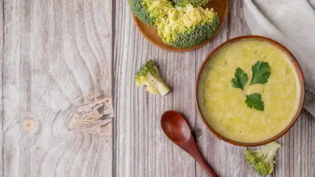 Fresh homemade broccoli soup copy space